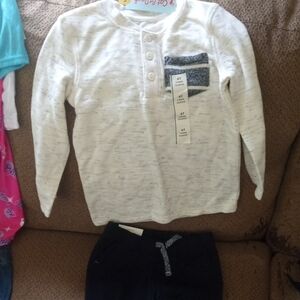 4t Out Fit , Long Sleeve Knit Top  , Black Skinny Jeans